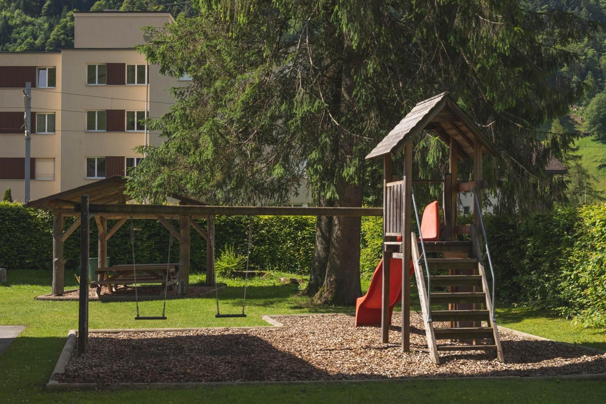 Engelberg Youth Hostel Kültér fotó